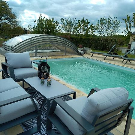 Maison/Villa Avec Piscine Privee Gite Brain D'Eau La Chapelle-de-Brain Luaran gambar